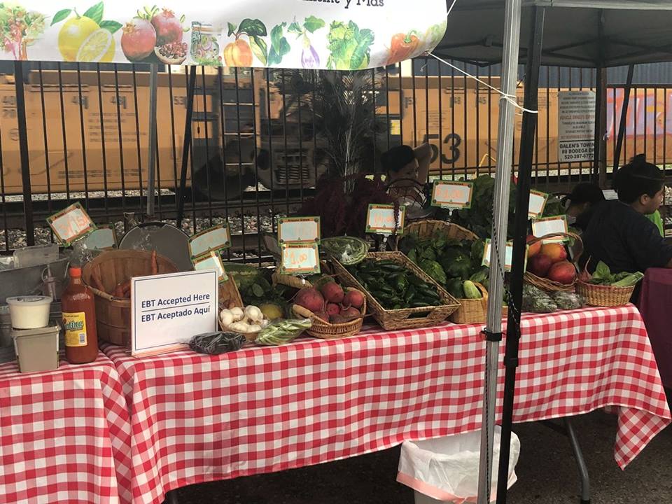 Nogales Mercado/Farmer’s Market, community partner of Mariposa CHC’s ‘Comer Bien (Eat Well)’ project (Nogales, AZ)